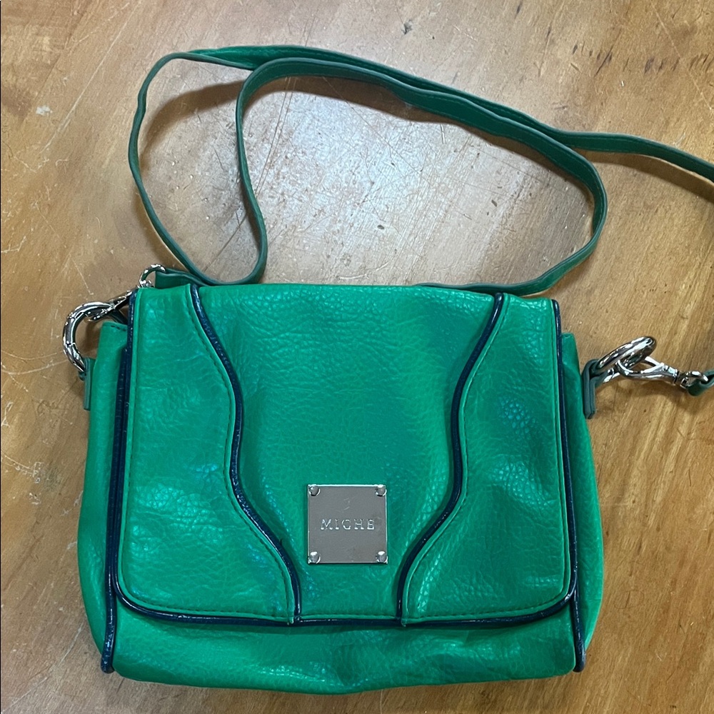 Miche Emerald Crossbody Bag - Picture 3 of 8
